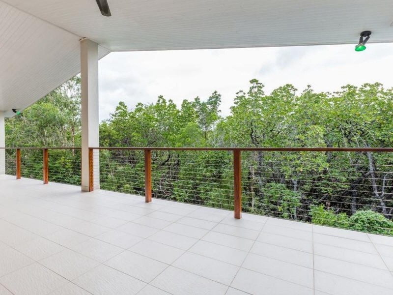 /7 Icefire Quay, Trinity Park QLD 4879