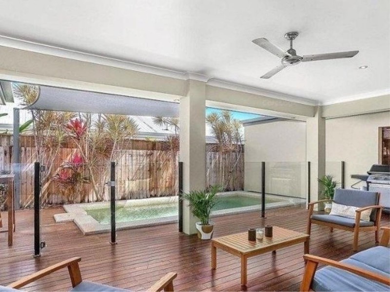 /96 Harbour Drive, Trinity Park QLD 4879