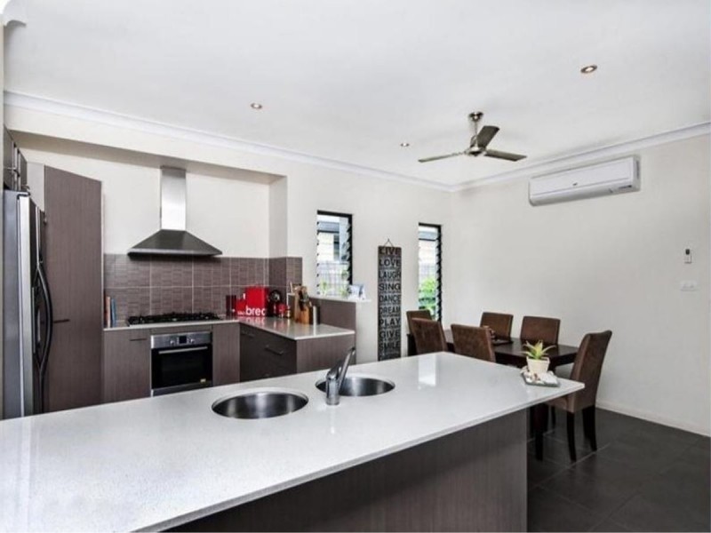 /96 Harbour Drive, Trinity Park QLD 4879