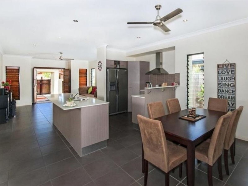 /96 Harbour Drive, Trinity Park QLD 4879