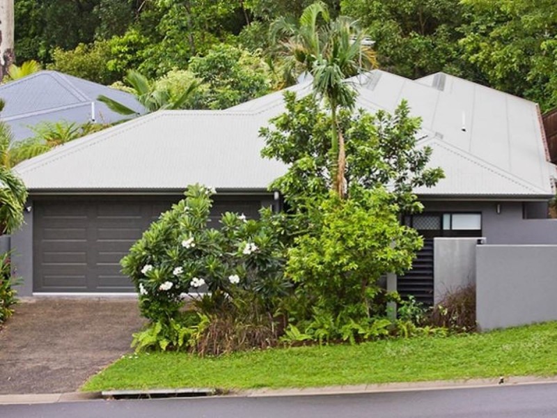 /8 Seclusion Drive, Palm Cove QLD 4879