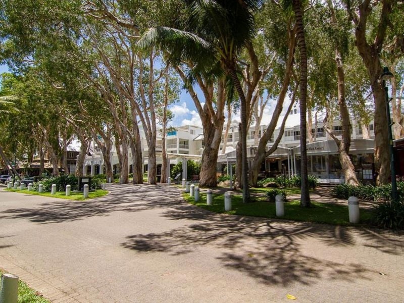 /8 Seclusion Drive, Palm Cove QLD 4879