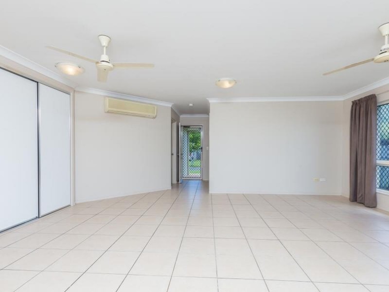 /7 Australis Close, Edmonton QLD 4869