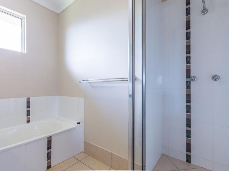 /7 Australis Close, Edmonton QLD 4869