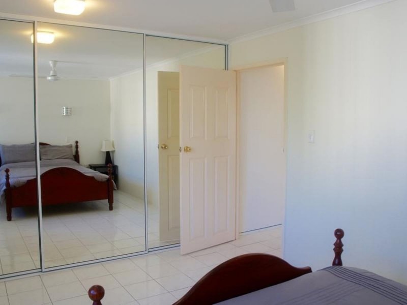 10/11-13 Pioneer Street, Manoora QLD 4870