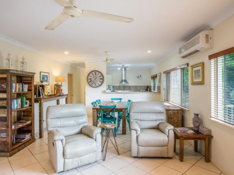 /1 Cable Close, Kewarra Beach QLD 4879