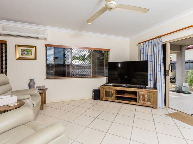 /1 Cable Close, Kewarra Beach QLD 4879