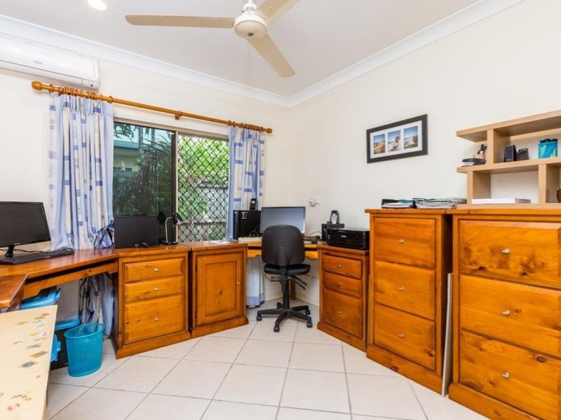 /1 Cable Close, Kewarra Beach QLD 4879