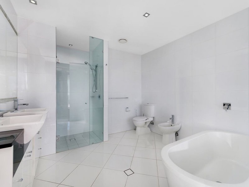 406/93 VASEY ESPLANADE, Trinity Beach QLD 4879