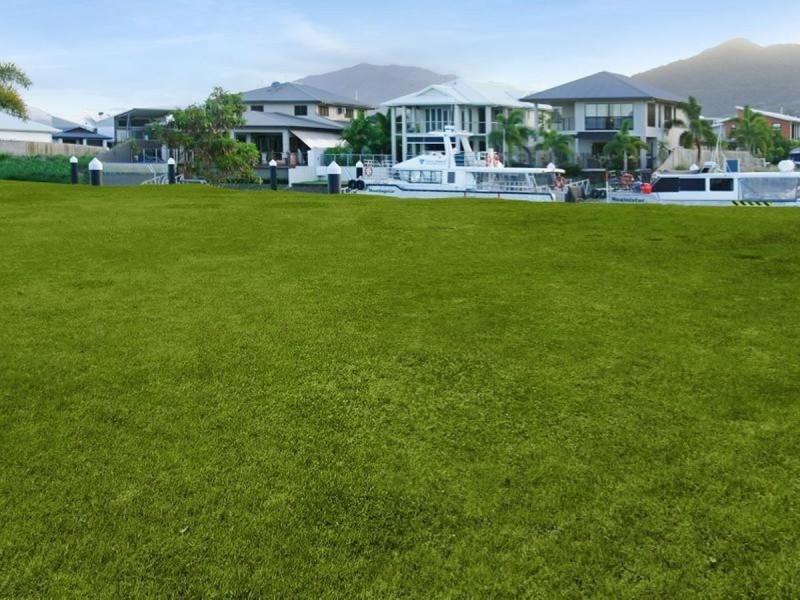 /13 Ragamuffin Quay, Trinity Park QLD 4879