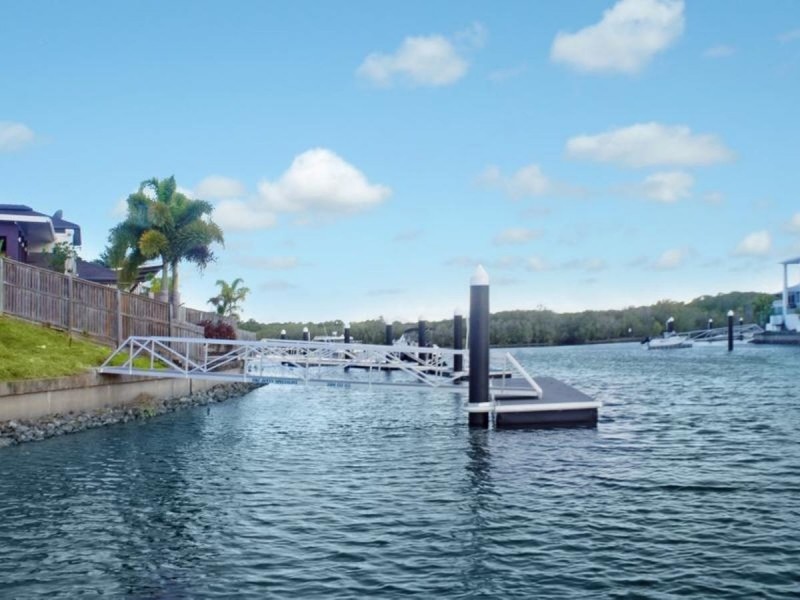 /13 Ragamuffin Quay, Trinity Park QLD 4879