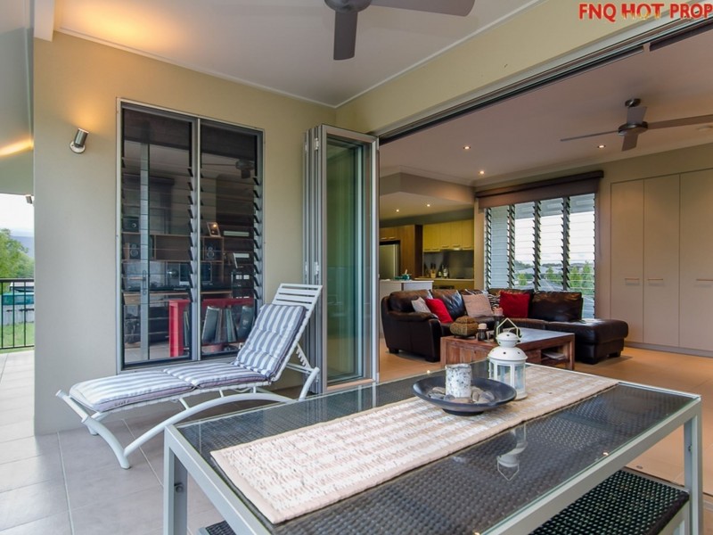 4/110 Harbour Drive, Trinity Park QLD 4879