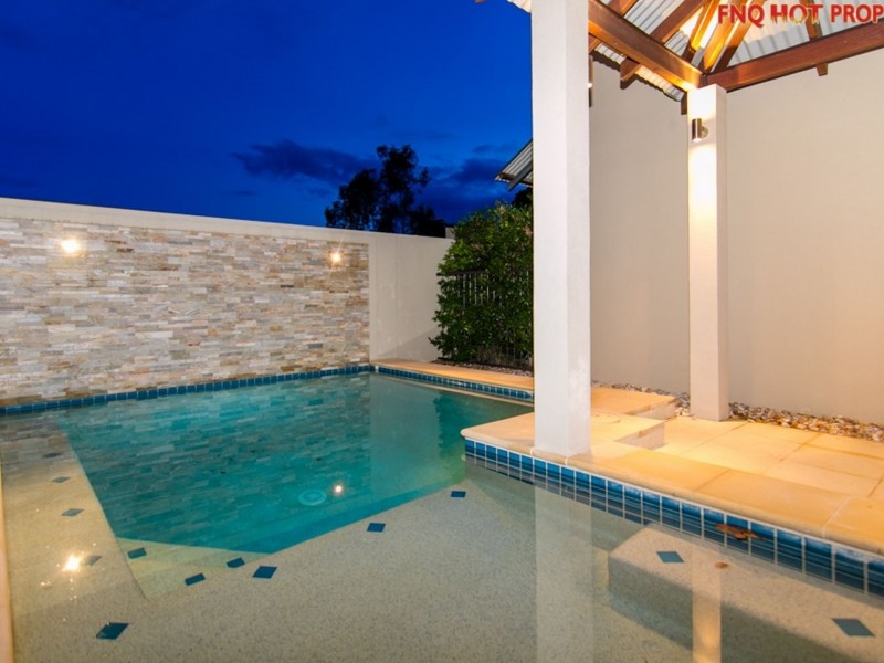 4/110 Harbour Drive, Trinity Park QLD 4879