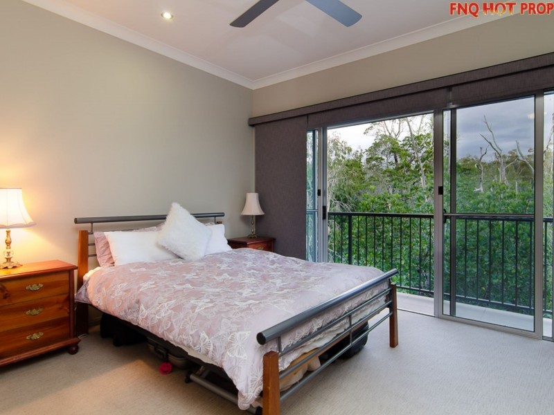 4/110 Harbour Drive, Trinity Park QLD 4879