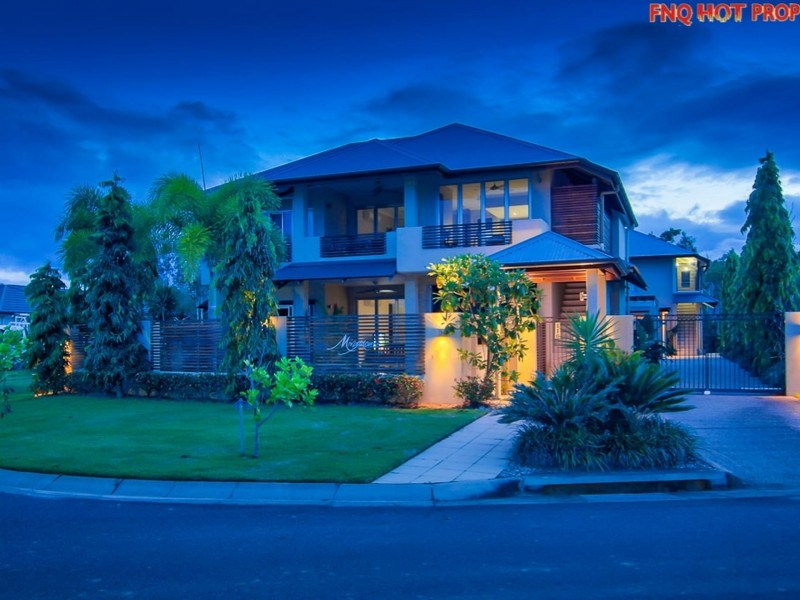4/110 Harbour Drive, Trinity Park QLD 4879