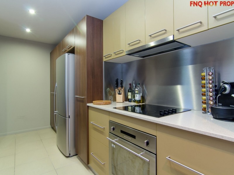 4/110 Harbour Drive, Trinity Park QLD 4879