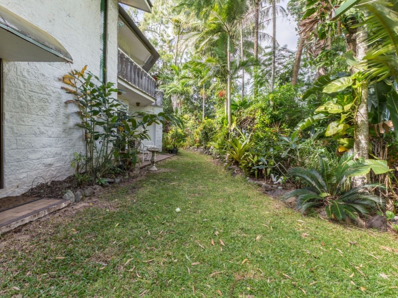 Unit 1-2-3/22-24 Collins Avenue, Edge Hill QLD 4870
