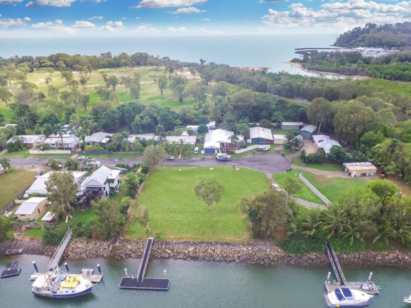 /5 Riverside Parade, Trinity Park QLD 4879