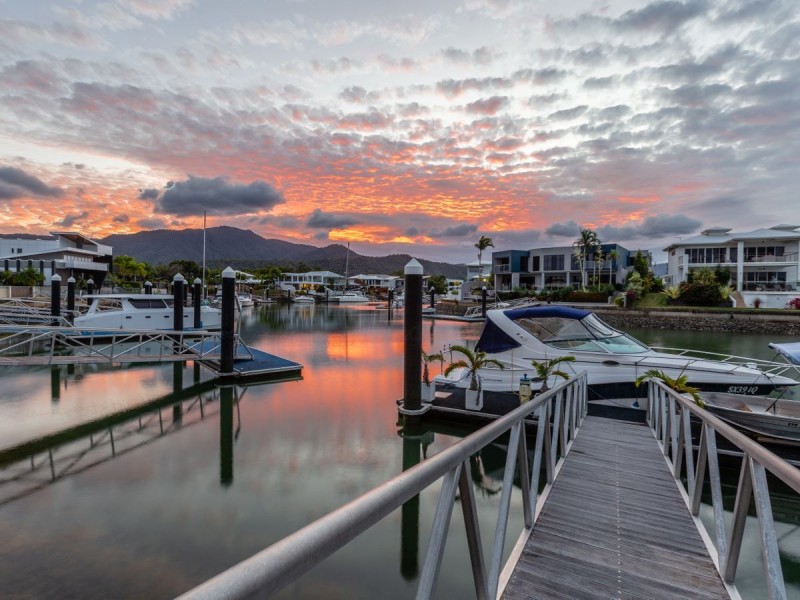 /129 Harbour Drive, Trinity Park QLD 4879