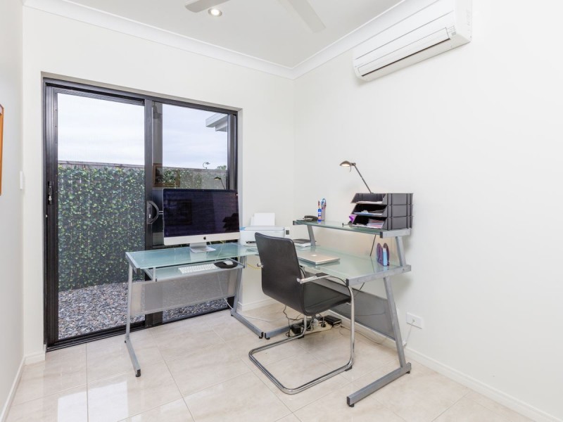 /129 Harbour Drive, Trinity Park QLD 4879