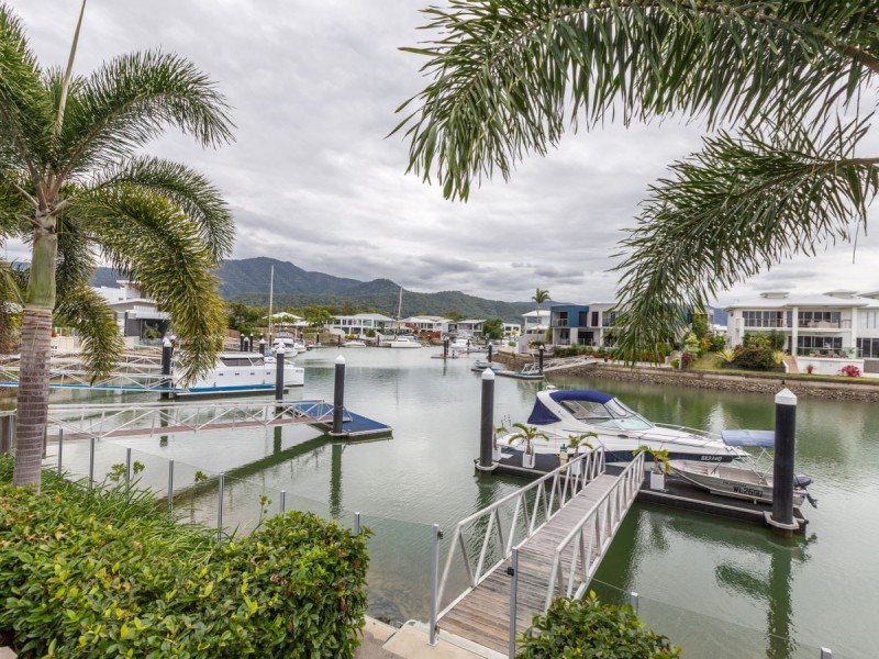 /129 Harbour Drive, Trinity Park QLD 4879