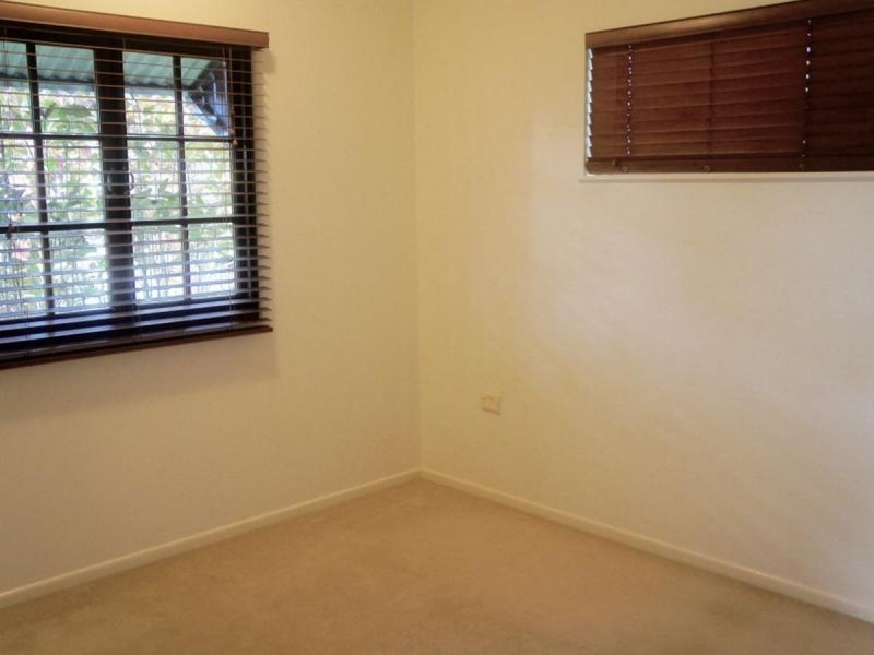 /4 Teak Court, Mount Sheridan QLD 4868