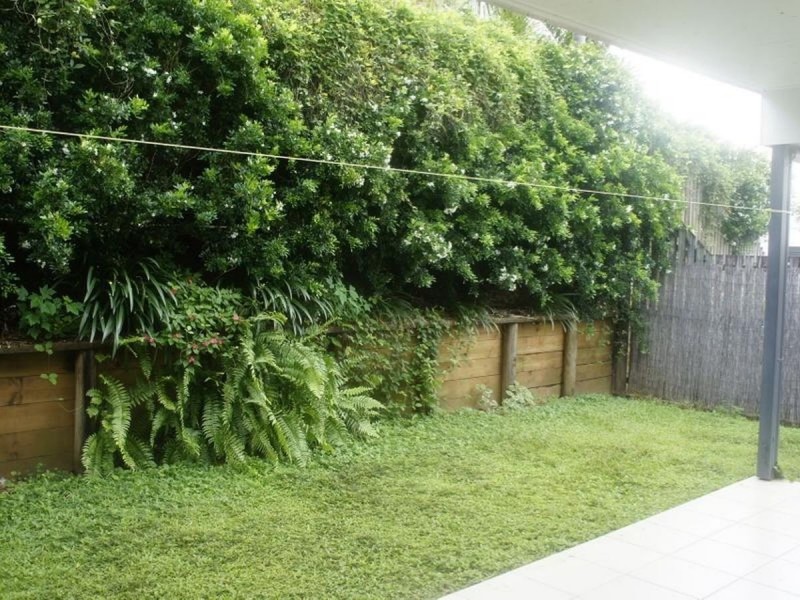 /4 Teak Court, Mount Sheridan QLD 4868