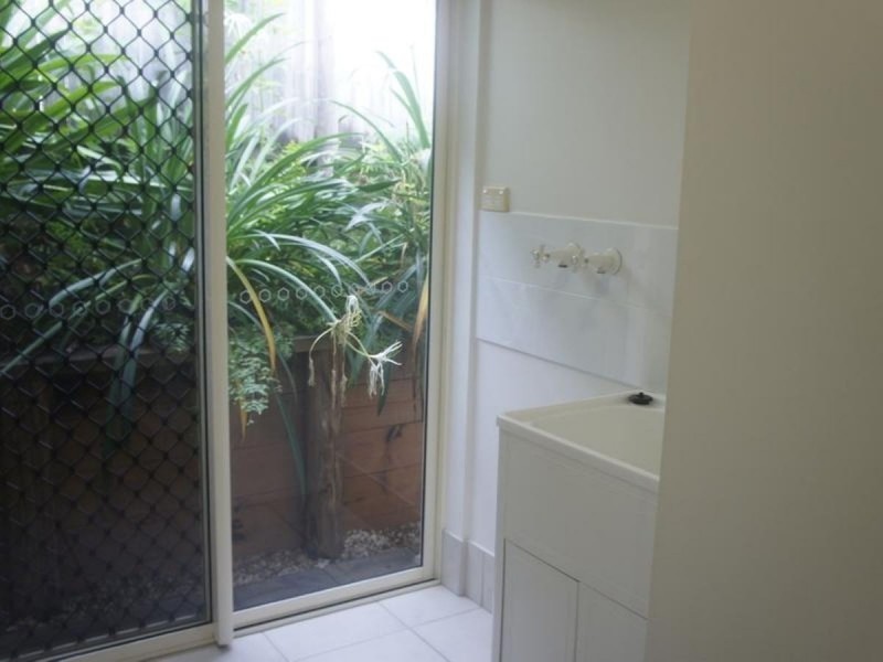 /4 Teak Court, Mount Sheridan QLD 4868