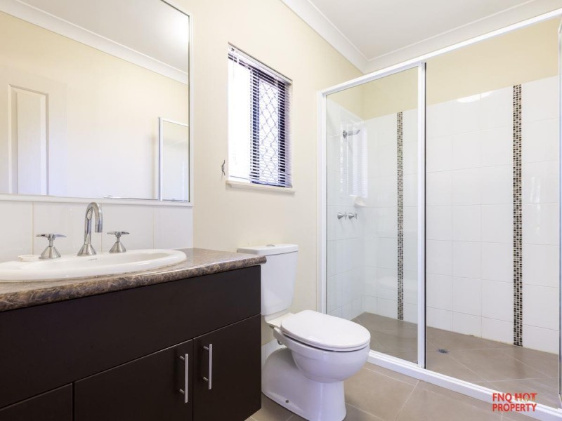 /66 Fossilbrook Bend, Trinity Park QLD 4879