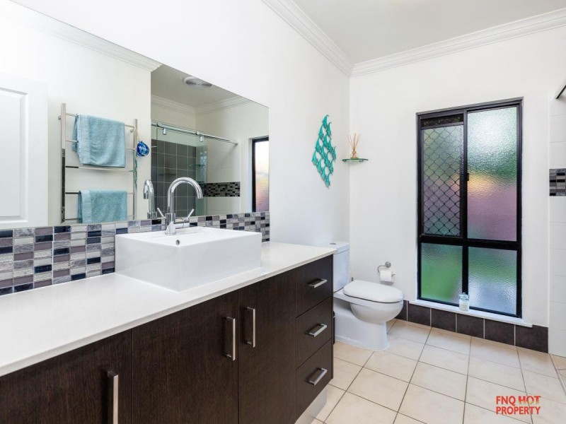 /8 Burleigh Close, Kewarra Beach QLD 4879