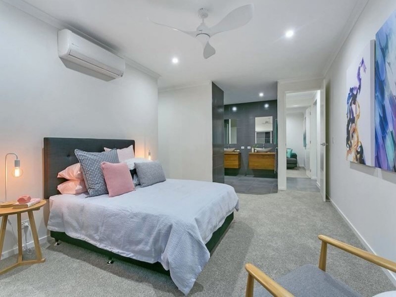 /1 Billingai Close, Palm Cove QLD 4879