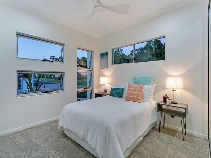 /1 Billingai Close, Palm Cove QLD 4879