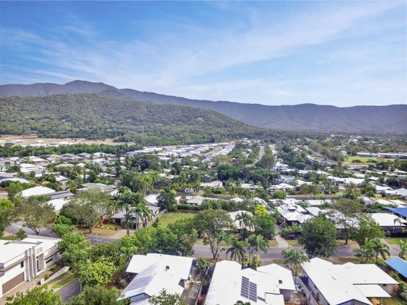 /16 Lookout Terrace, Trinity Beach QLD 4879