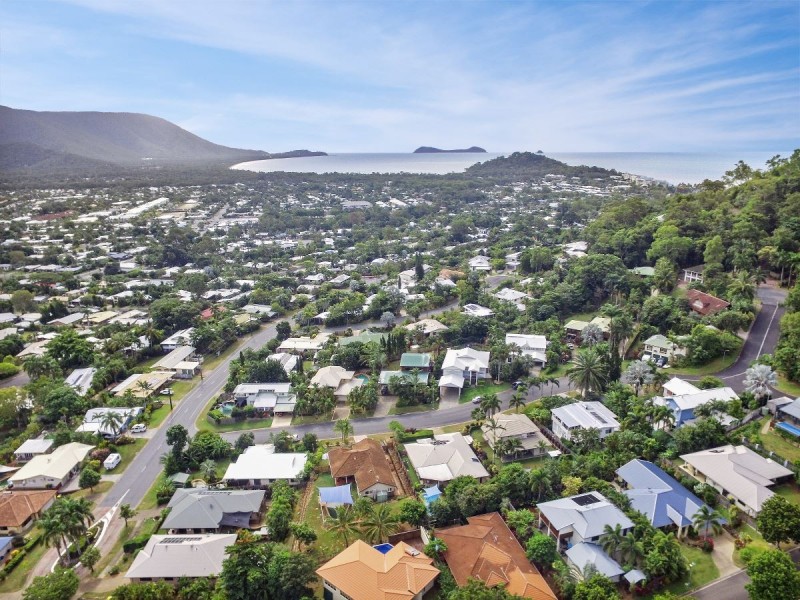 /16 Lookout Terrace, Trinity Beach QLD 4879