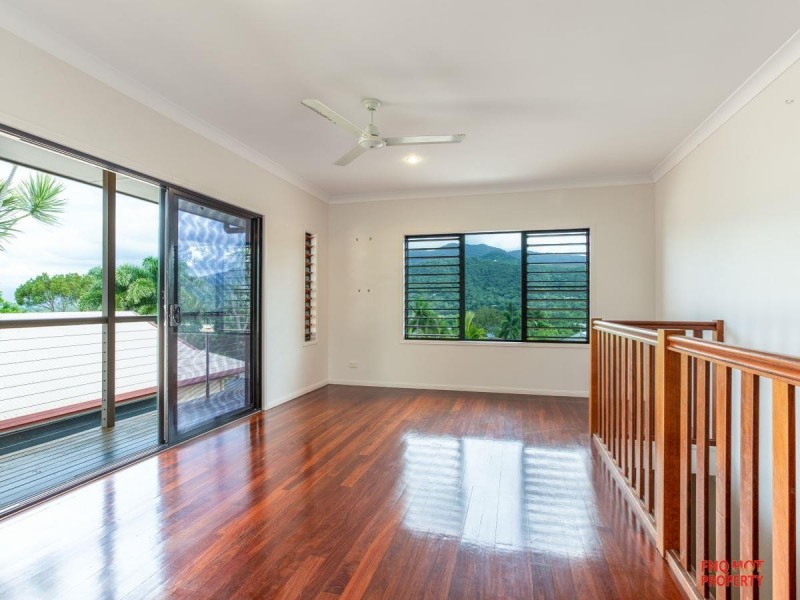 /16 Lookout Terrace, Trinity Beach QLD 4879