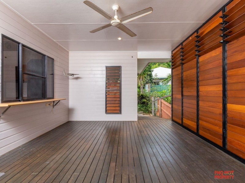 /16 Lookout Terrace, Trinity Beach QLD 4879