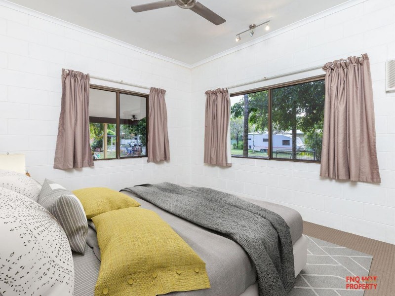 /17 Napier St, Trinity Park QLD 4879