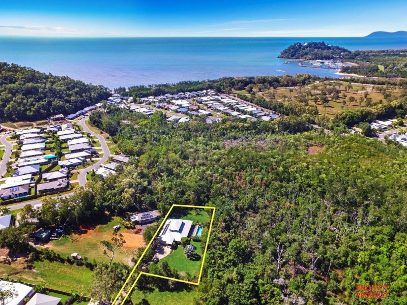 /6 Anchor Close, Trinity Beach QLD 4879