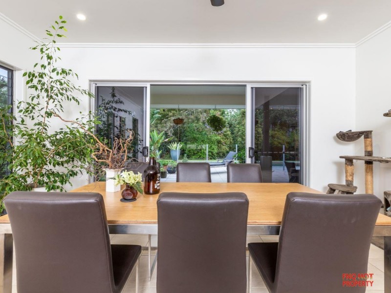/6 Anchor Close, Trinity Beach QLD 4879