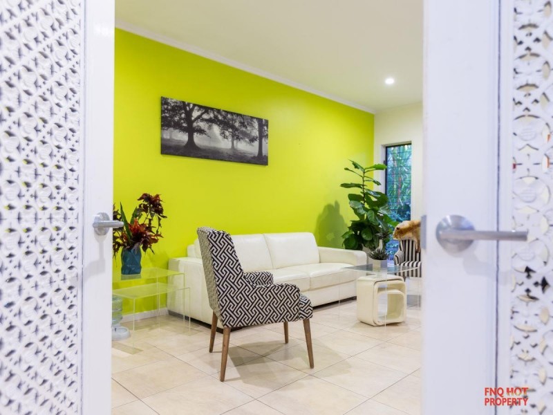 /6 Anchor Close, Trinity Beach QLD 4879