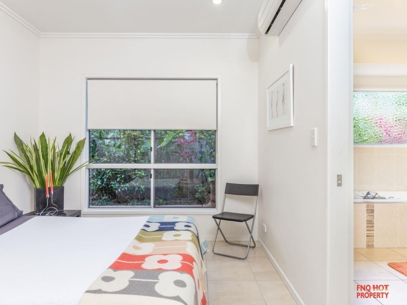 /6 Anchor Close, Trinity Beach QLD 4879