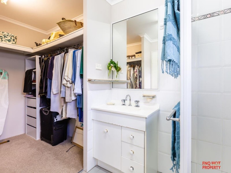 /44 Wirrah Close, Bayview Heights QLD 4868