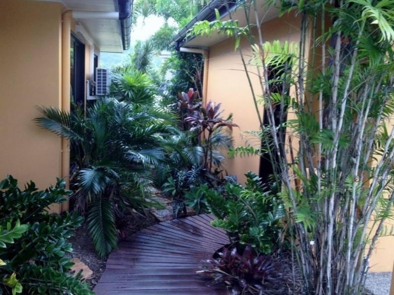 /18 Royal Palm Avenue Port Hinchinbrook, Cardwell QLD 4849
