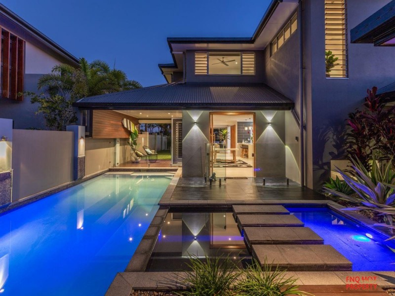 /11 Marina Quay, Trinity Park QLD 4879