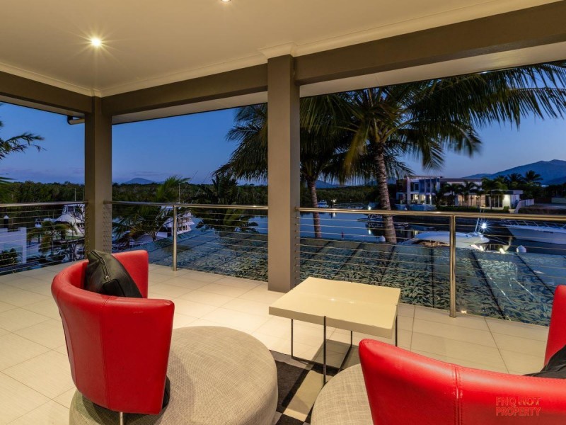 /11 Marina Quay, Trinity Park QLD 4879