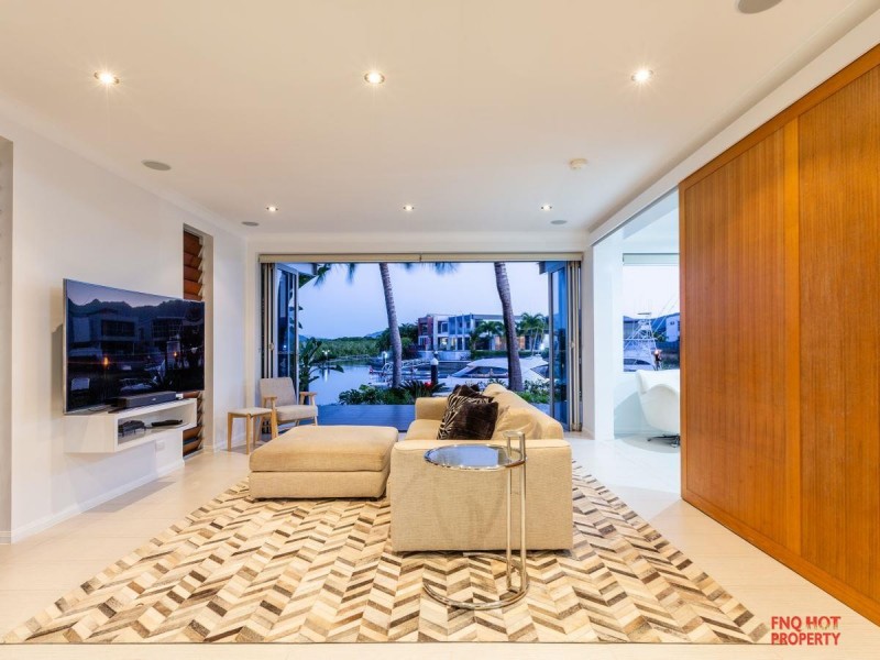 /11 Marina Quay, Trinity Park QLD 4879