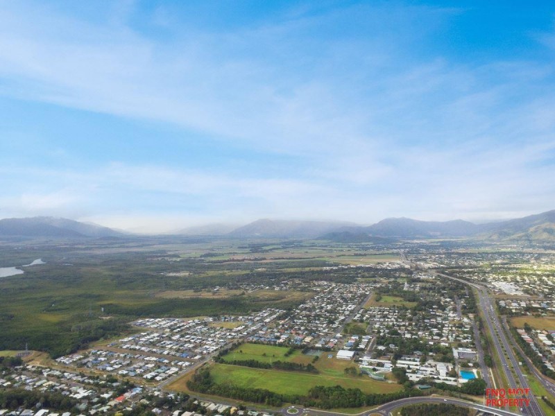 /8 Skull Road, White Rock QLD 4868