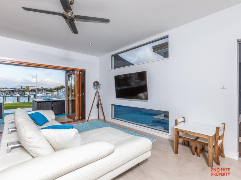 /77 Harbour Drive, Trinity Park QLD 4879