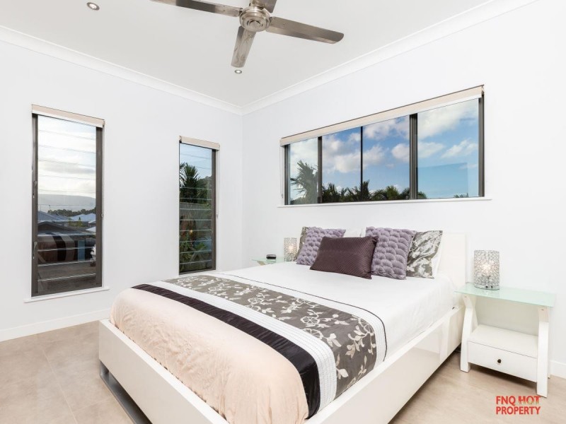 /77 Harbour Drive, Trinity Park QLD 4879