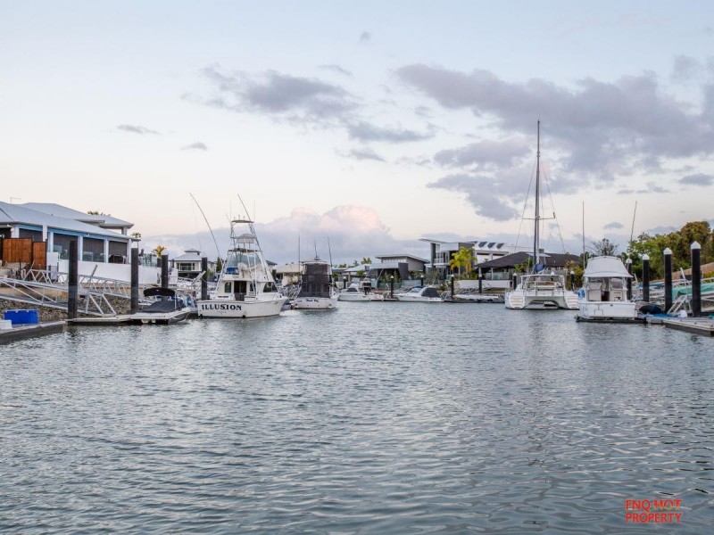 /77 Harbour Drive, Trinity Park QLD 4879